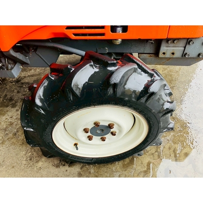 KUBOTA トラクター GT5