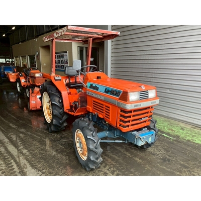 KUBOTA トラクター L1-245