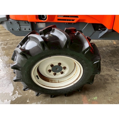 KUBOTA トラクター GT8