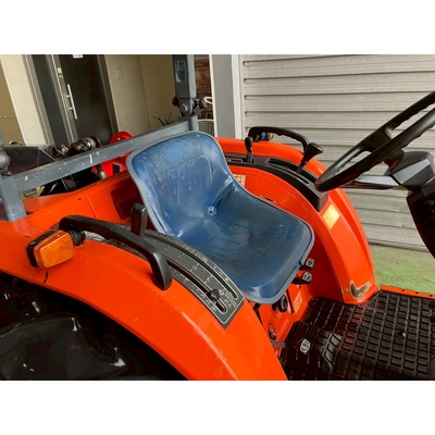 KUBOTA トラクター GT8