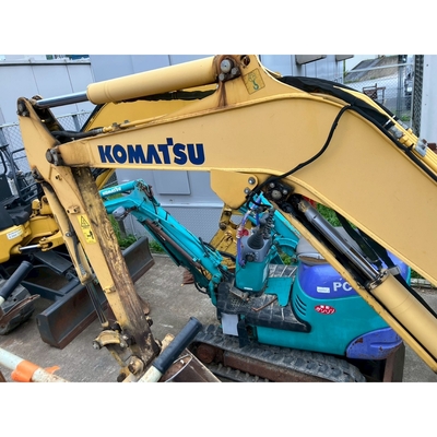 KOMATSU ユンボ PC30-3