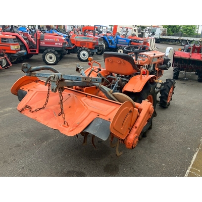 KUBOTA トラクター B7001D