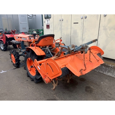 KUBOTA トラクター B7001D