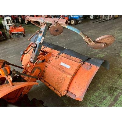 KUBOTA トラクター B7000D