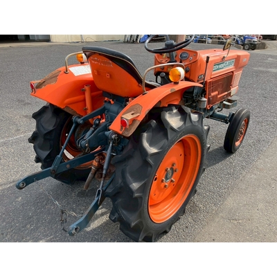 KUBOTA トラクター L2201S