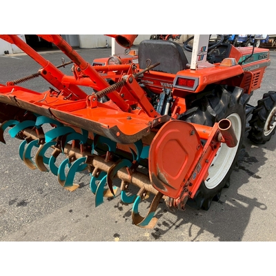 KUBOTA トラクター L1-245