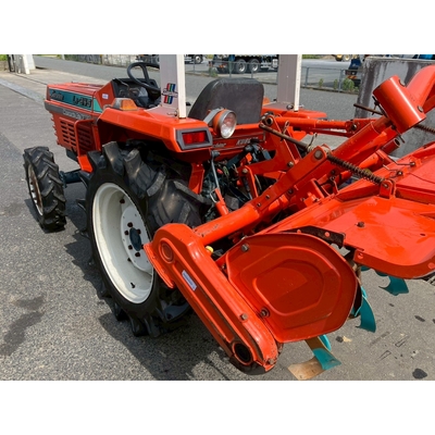 KUBOTA トラクター L1-245