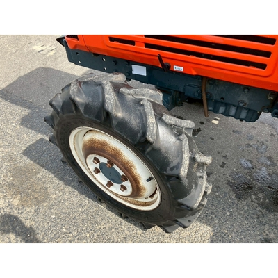 KUBOTA トラクター L1-245