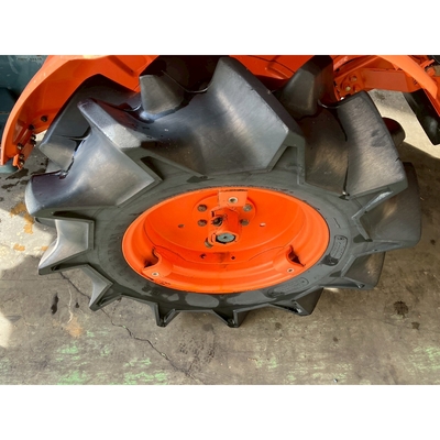 KUBOTA トラクター B7001D