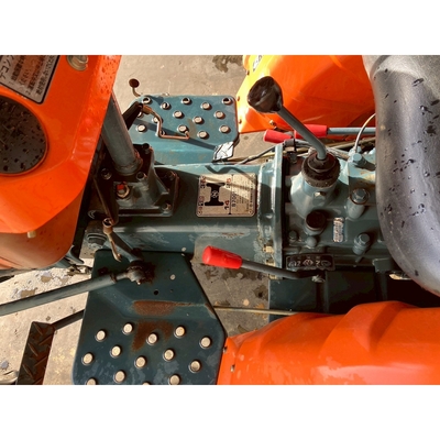 KUBOTA トラクター B7001D