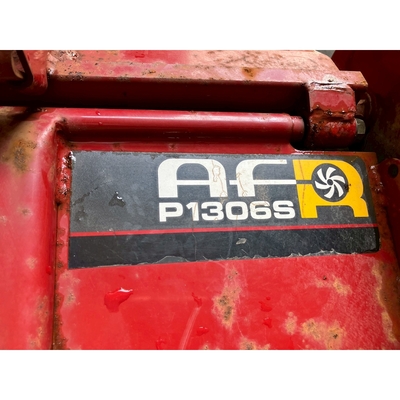 MITSUBISHI トラクター  MT165
