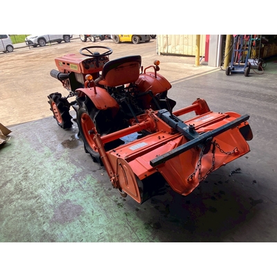 KUBOTA トラクター B7001