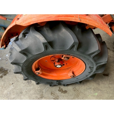 KUBOTA トラクター B7001