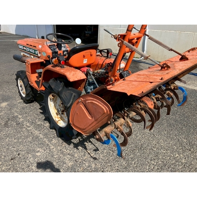 KUBOTA トラクター B1402D