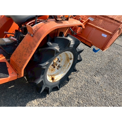 KUBOTA トラクター B1402D