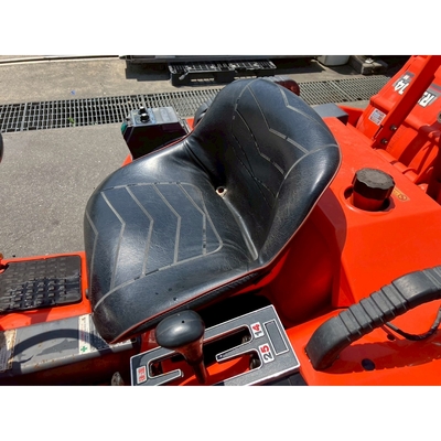 KUBOTA トラクター B40