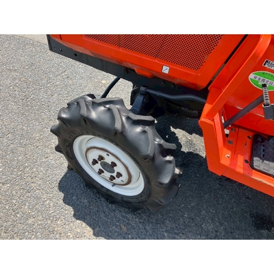 KUBOTA トラクター B40