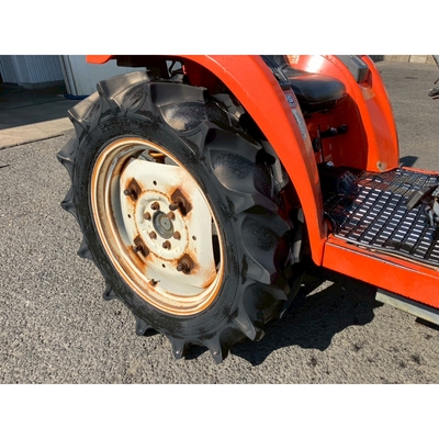 KUBOTA トラクター GT5