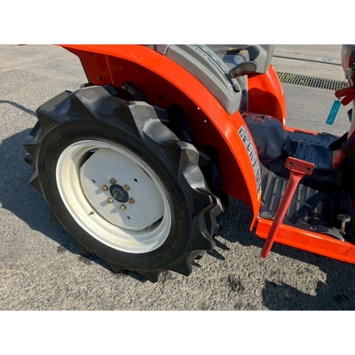 KUBOTA トラクター GB16