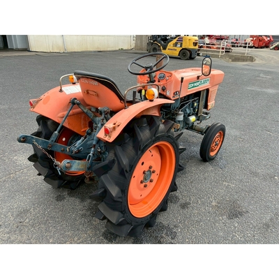 KUBOTA トラクター L2201S