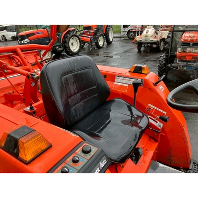 KUBOTA トラクター L1-235D