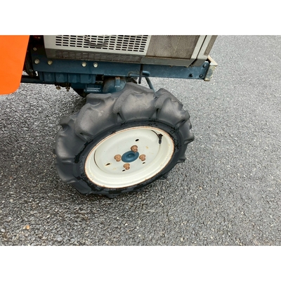 KUBOTA トラクター XB1