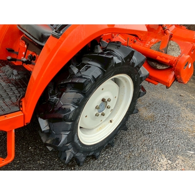 KUBOTA トラクター X20