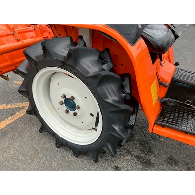 KUBOTA トラクター B1-17