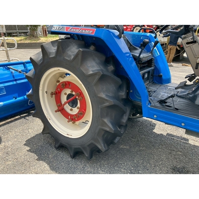 ISEKI トラクター TA317F