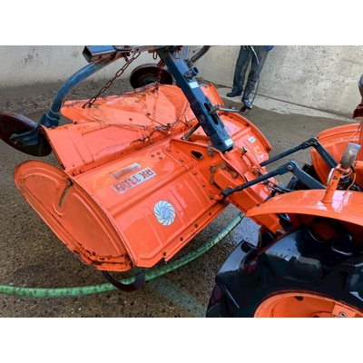 KUBOTA トラクター B7001D