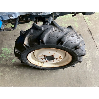 ISEKI トラクター TA250F