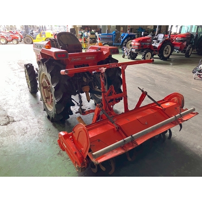 KUBOTA トラクター L1-245