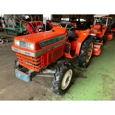 KUBOTA トラクター L1-245
