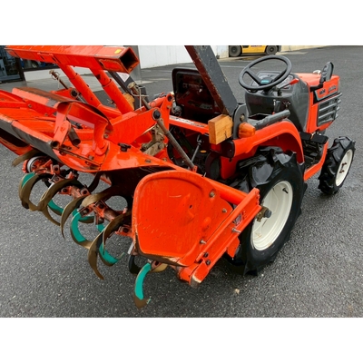 KUBOTA トラクター GB14