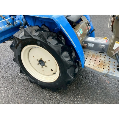 ISEKI トラクター TM15F