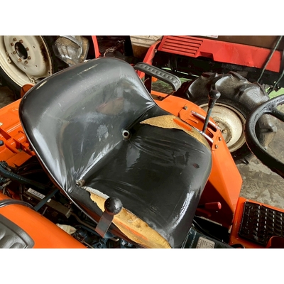 KUBOTA トラクター B1402D