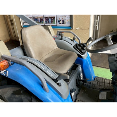 ISEKI トラクター TF243F