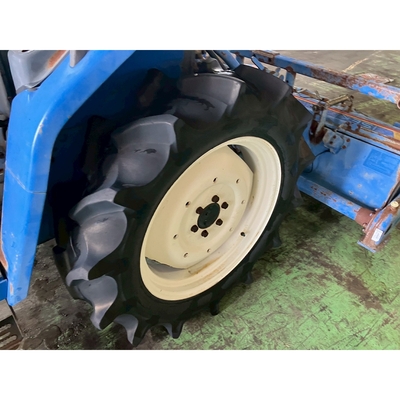 ISEKI トラクター TF23F