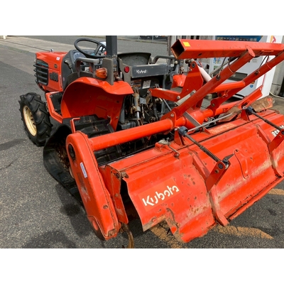 KUBOTA トラクター 