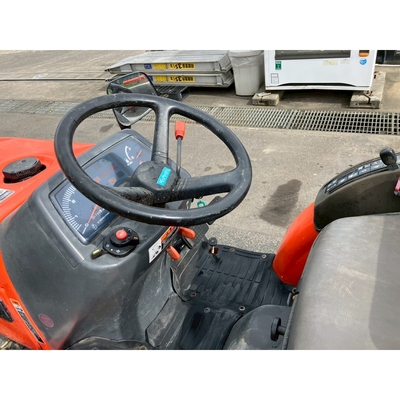 KUBOTA トラクター 