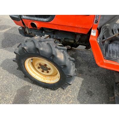 KUBOTA トラクター 