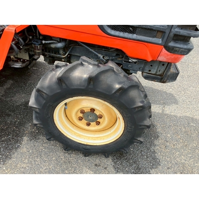 KUBOTA トラクター 