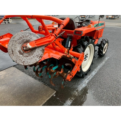 KUBOTA トラクター L1-185D