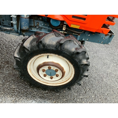 KUBOTA トラクター L1-185D