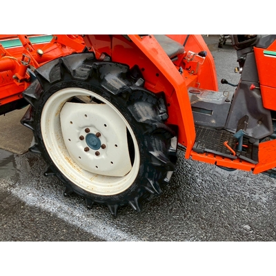 KUBOTA トラクター L1-185D