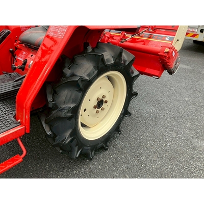 YANMAR トラクター F20D