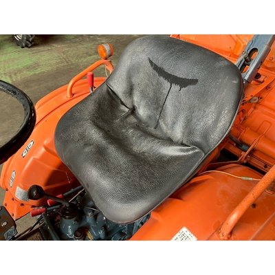 KUBOTA トラクター B7001D