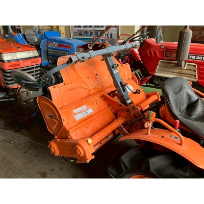 KUBOTA トラクター B7001D