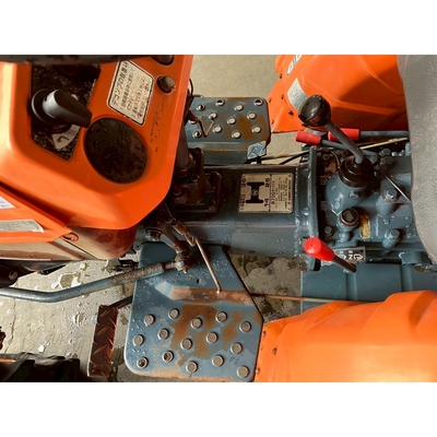 KUBOTA トラクター B7001D