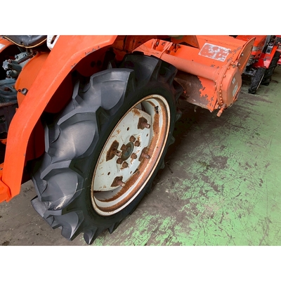 KUBOTA トラクター L1802DT